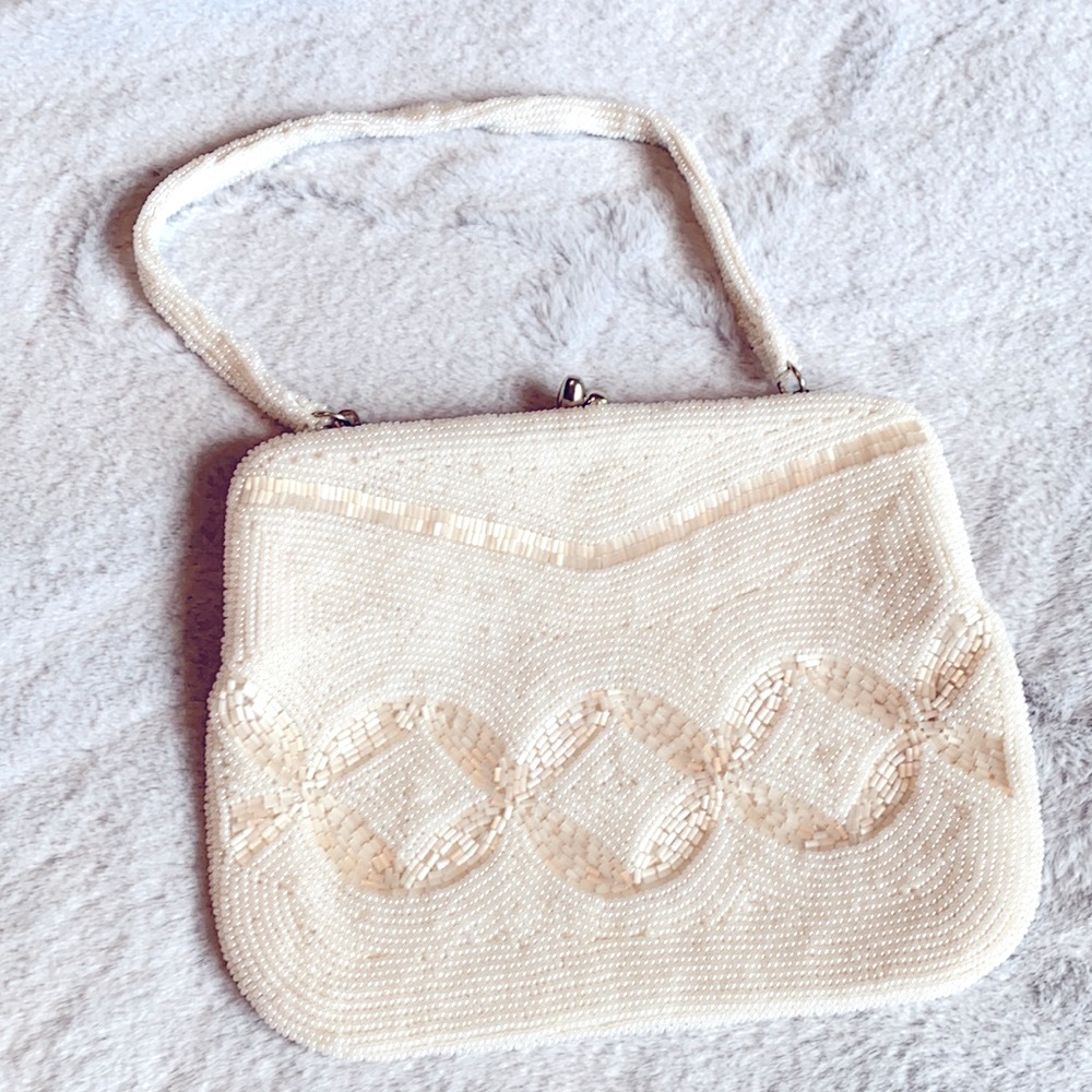 Vintage:WOLBORG  beaded purse